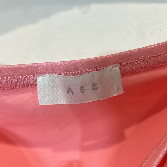 Metallic pink ruffle mini skirt women’s size small - Picture 3 of 4